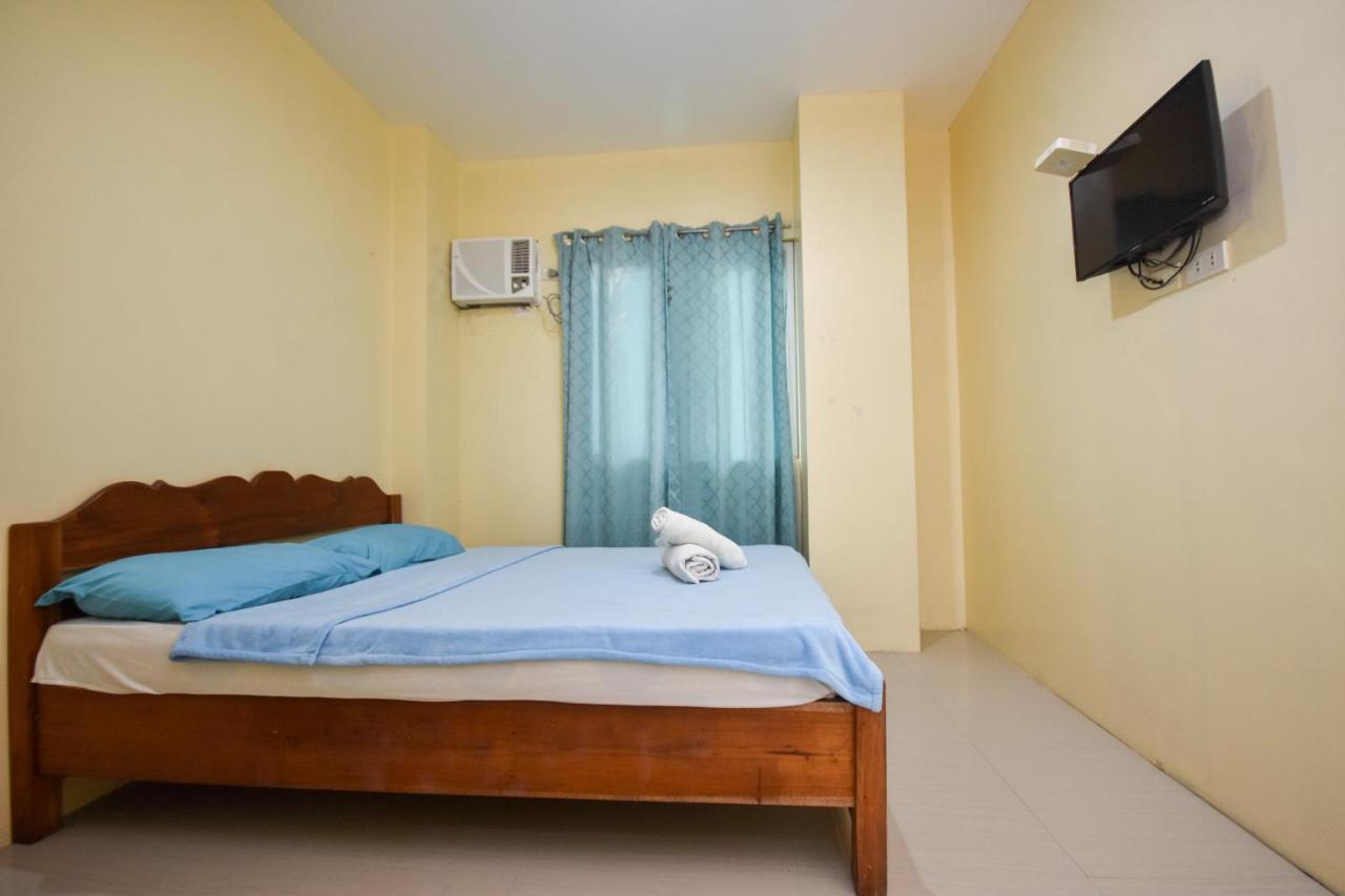 Хостел Boracay Backpackers Balabag  Екстер'єр фото