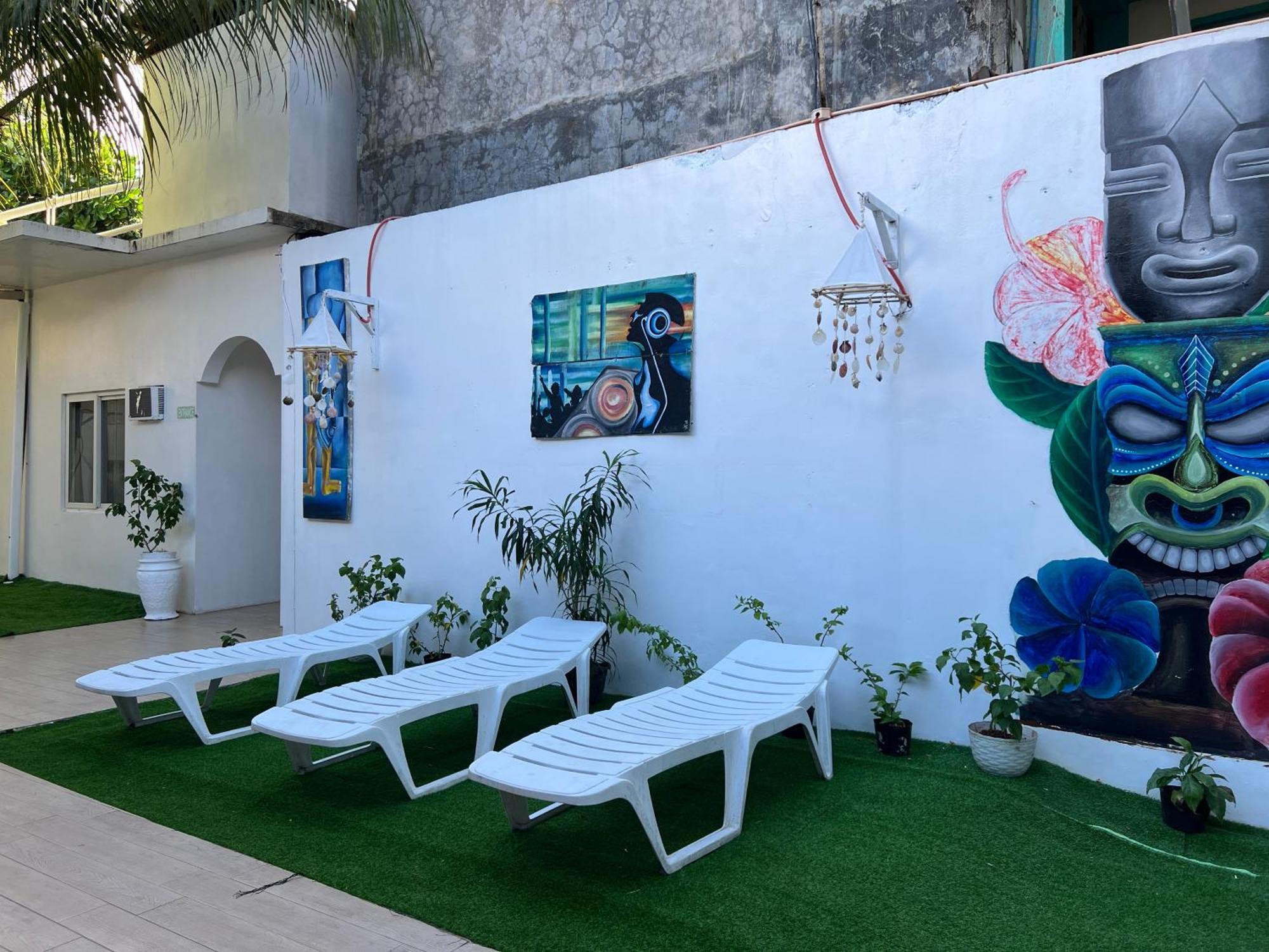 Хостел Boracay Backpackers Balabag  Екстер'єр фото