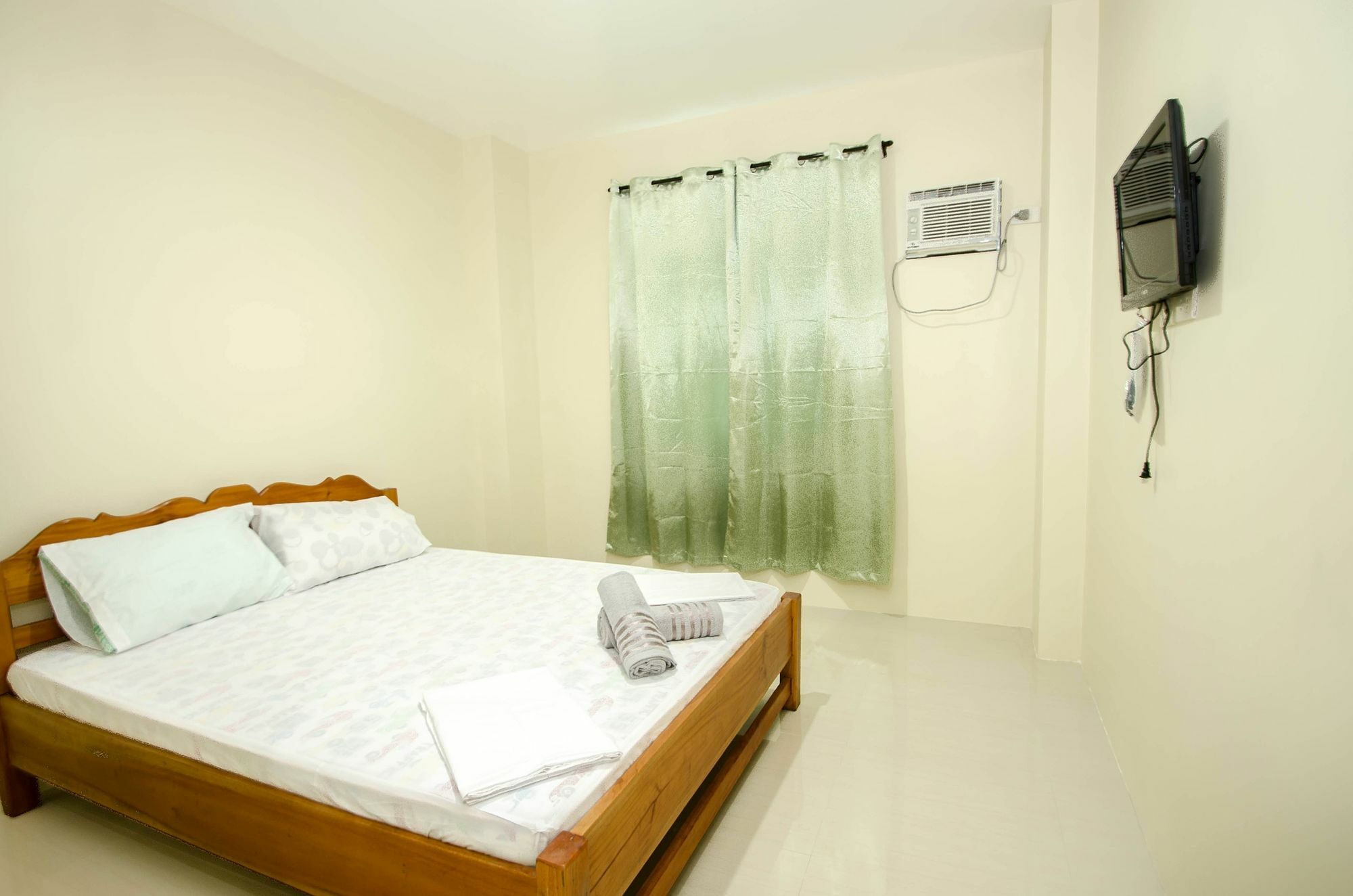 Хостел Boracay Backpackers Balabag  Екстер'єр фото
