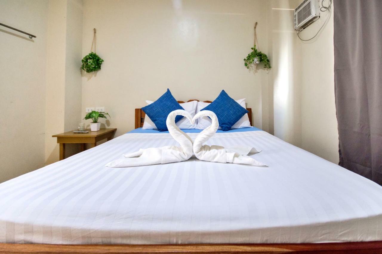 Хостел Boracay Backpackers Balabag  Екстер'єр фото
